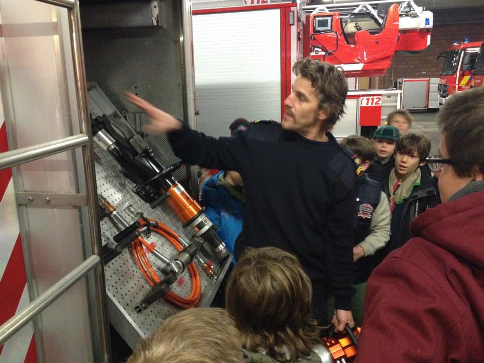 Sint-Martinus den XIIde - Bezoek Brandweer Welpen Kiewit